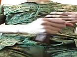 アジアの軍隊が解放される