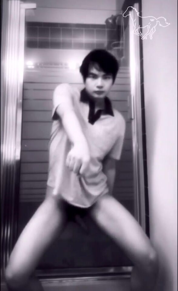 Asian twink daddy muscle bareback cock