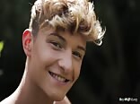 Czech twink barebacks muscle daddy's cock