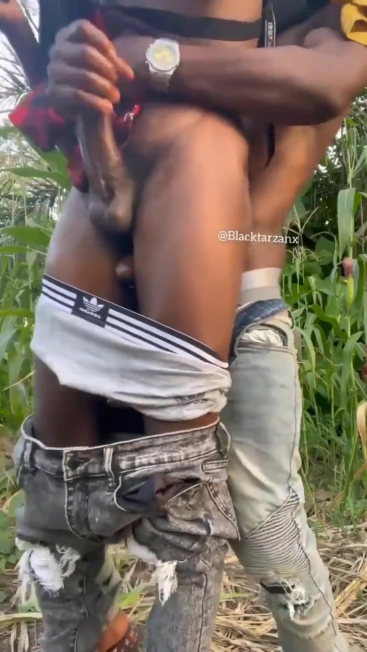 黒人ティーン twink オナニー 生チンポ 射精
