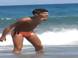 شاطئ