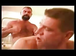Bears pound twinks raw - full vid at localamateursextube