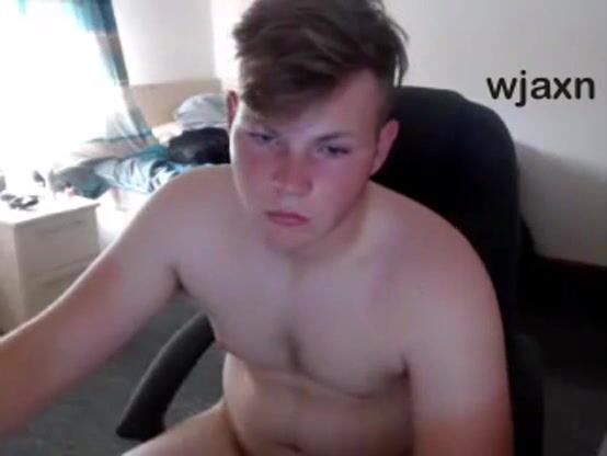 Chubby beefy 18y jerks hard and cums