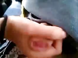 बेल खुद को चोदती है