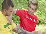 Tschechischer twink reitet hart großen schwanz