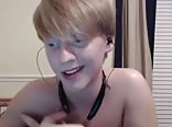 Loira gostosa bate punheta de pau grande no chaturbate