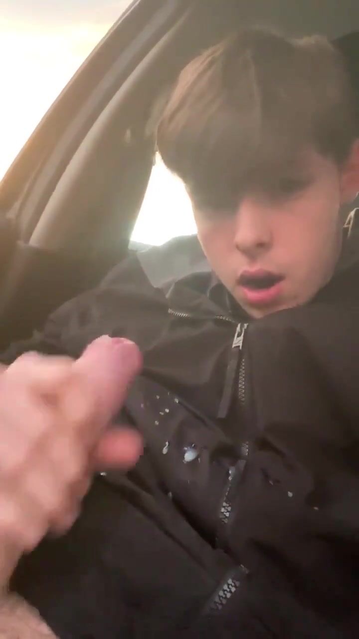 Hot cock shoot in car