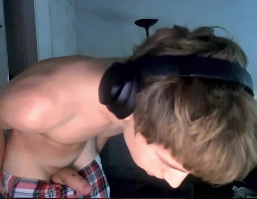 Große gamer cam jungs ohne gummi schwanz spaß
