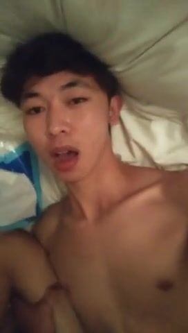 Daddy barebacks muscle twink rent boy