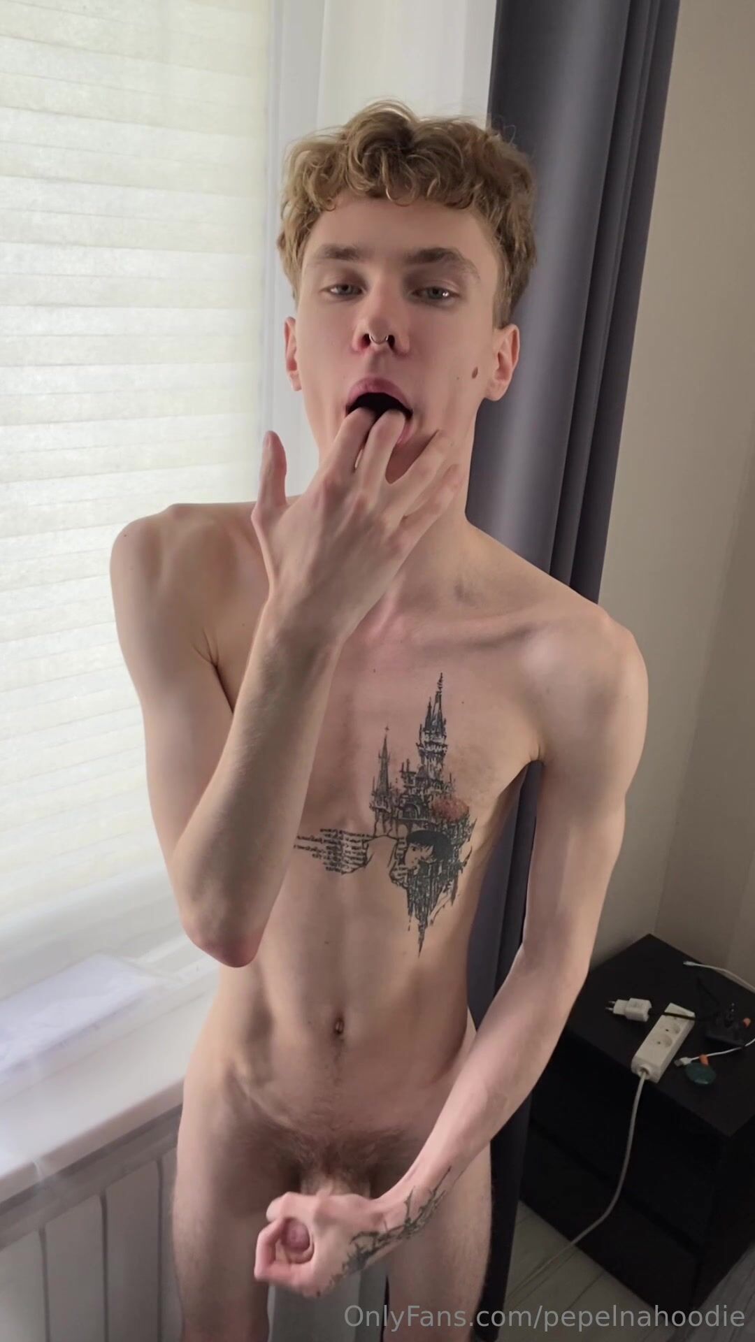 Swoopyboy wants you: do you want me swop