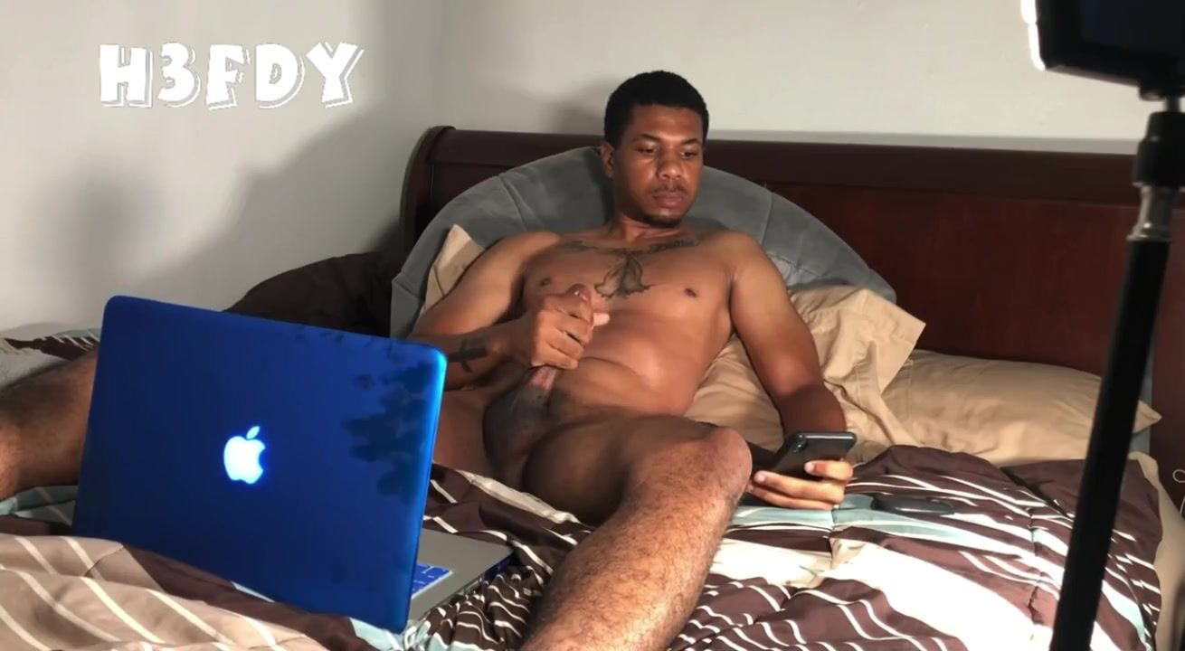 Ado noir 185 éjaculation buccale