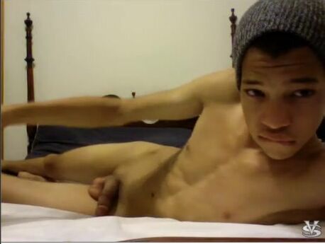 Black teen jerks off and plays his hole