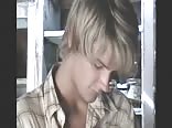 Blonder polizist missbraucht jungen hart