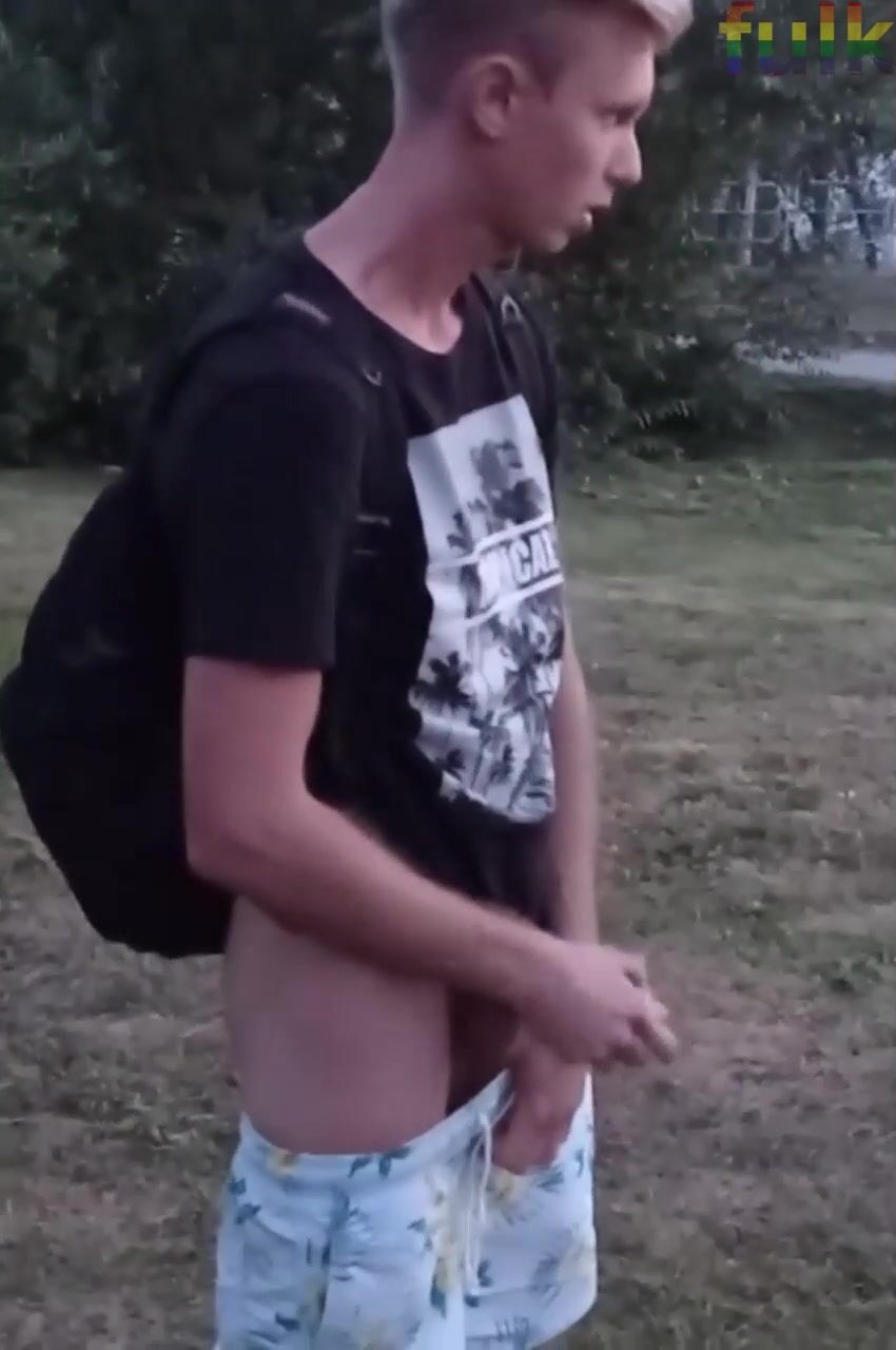 Blondie unloads his cum in public for gay boys
