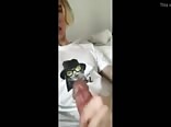 Junge wacht auf für harten bett-wichs