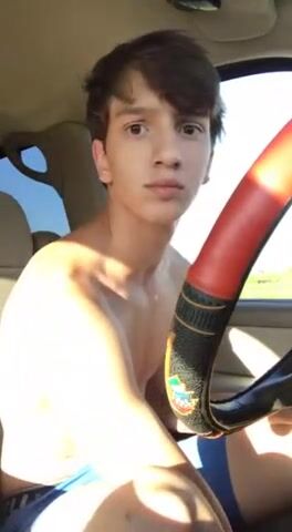 Muscle daddy gets drilled in car by boy