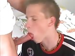 性感男孩准备做爱