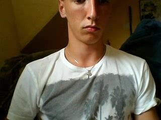 Twink solo cam show flaunts his beauty