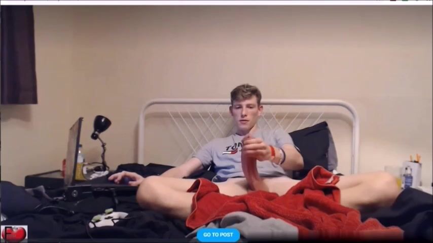 Bedroom cock play: solo wank