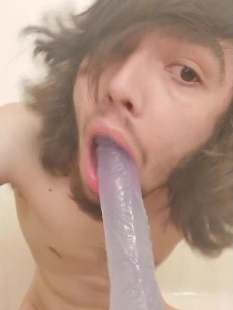 Boy strips, fucks himself, cums on face → boy fucks himself, cums o...