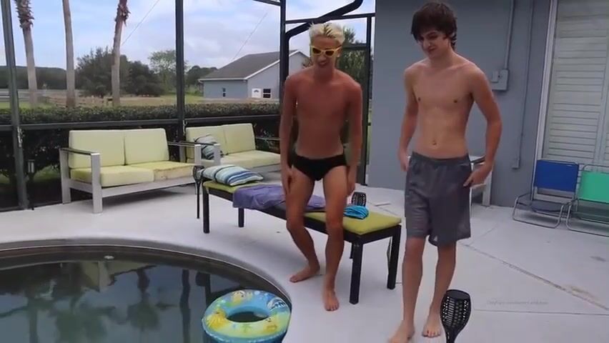 Twinks fuck hard in the pool - bareback boys action