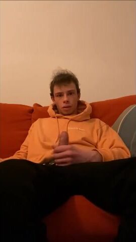 Bradley zeigt sich und wird hart geschlagen
