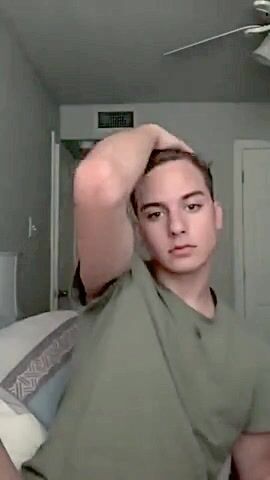 Sesión de tubo porno gay después de la escuela de brady