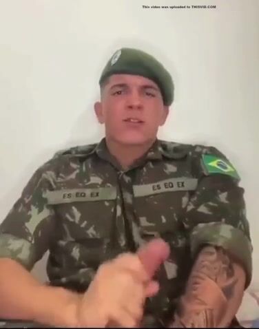 Brasilianischer soldat voller sperma gay porno tube