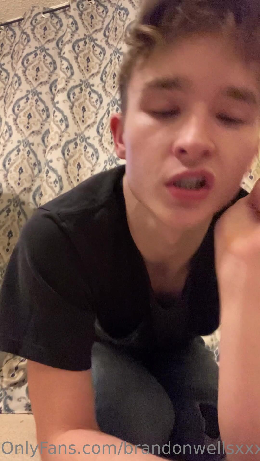 Blazing hot bad boy brandon brings the heat