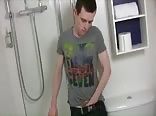 Festa sexual em grupo de adolescentes britânicos