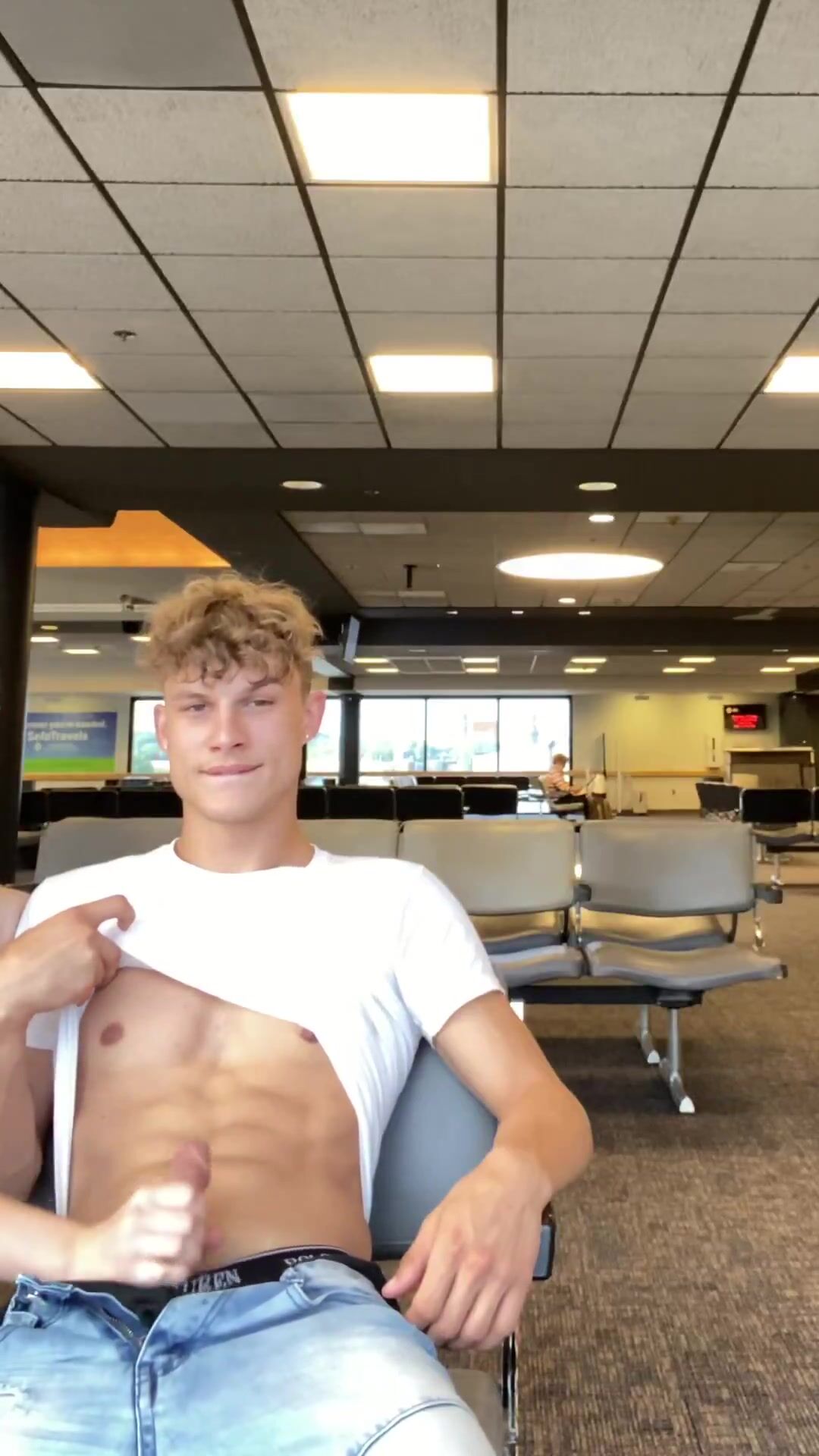 Bro jerks off in public