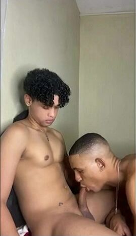 Hot bubble butt twink gets bareback fucked and sucks cock