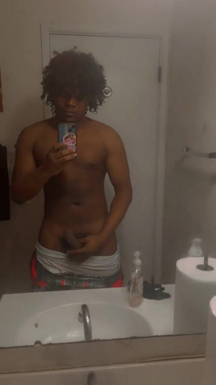 Twink se corre para papá