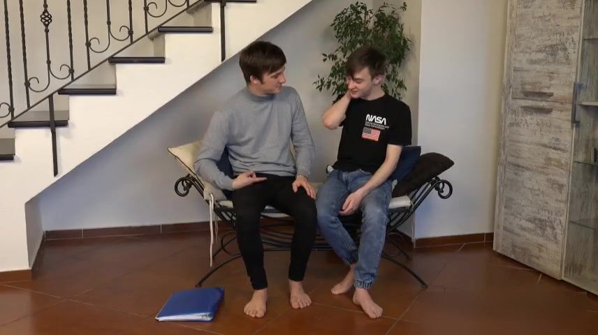 Can you fuck me raw barefoot school boys porn