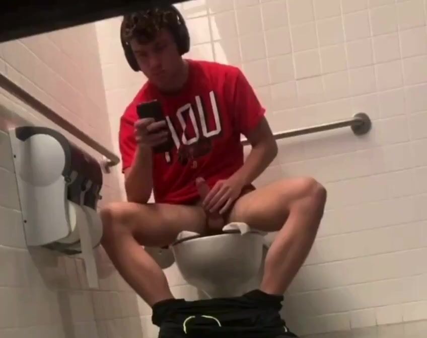 Caught guy masturbating in bathroom boys porn