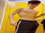 Changing room twink & muscle daddy bareback cock