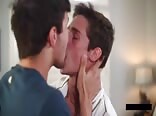 ماسيراتي أب عضلي بدون واقي زب شاذ