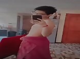 Chilean twink loves to show ass