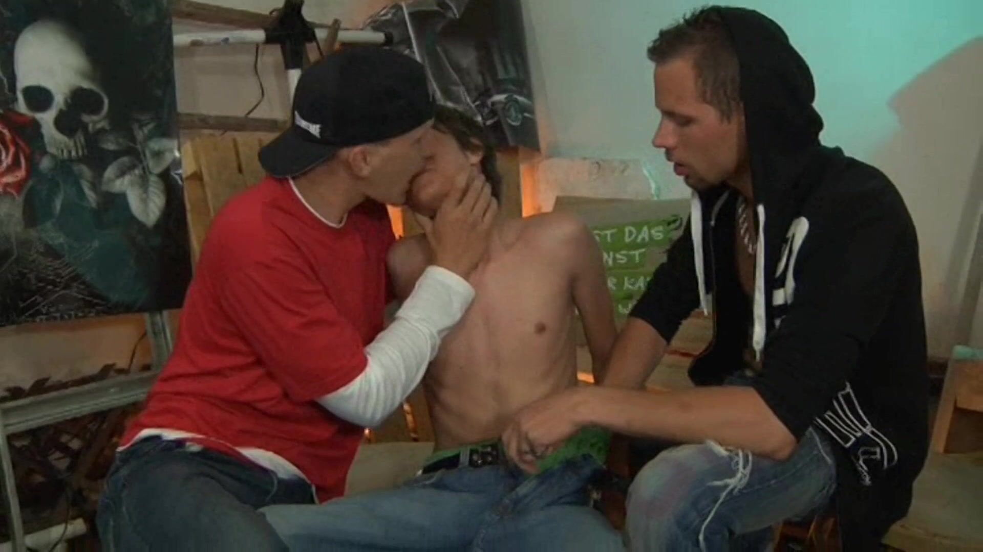Bareback-dreier mit twink-skater christian elliot