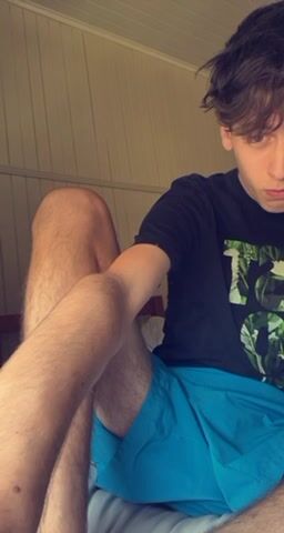Closeted twink wanted to be posted fingering and sucking his toes porn