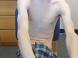College boys porn beats off while his roommate is in class