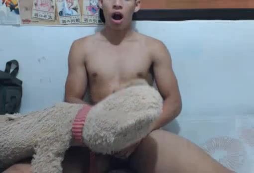 Colombian twink masturbates cock and ass on cam