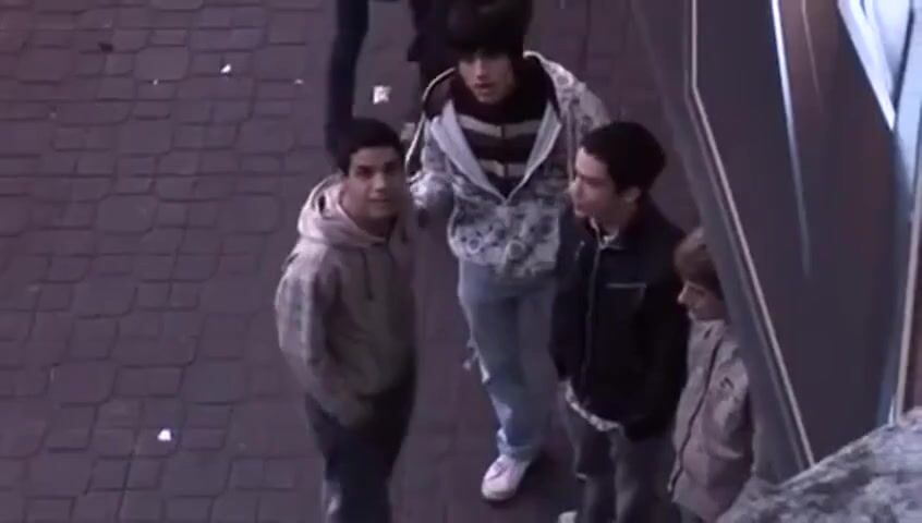 Jungen-gangbang abspritzen
