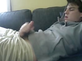 Guy wanks on couch 3
