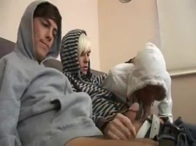 Curious teens explore 3some bareback cock