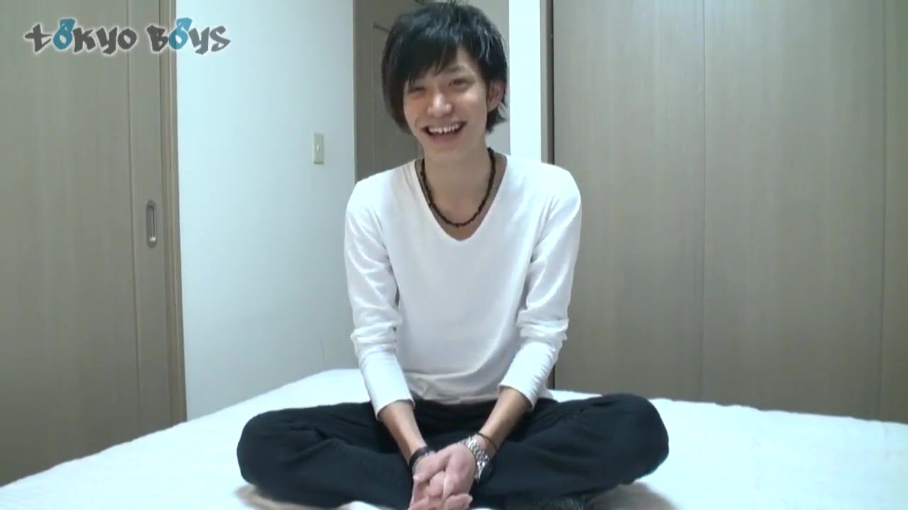 Asian boy gets helping hand in cute eastern porn