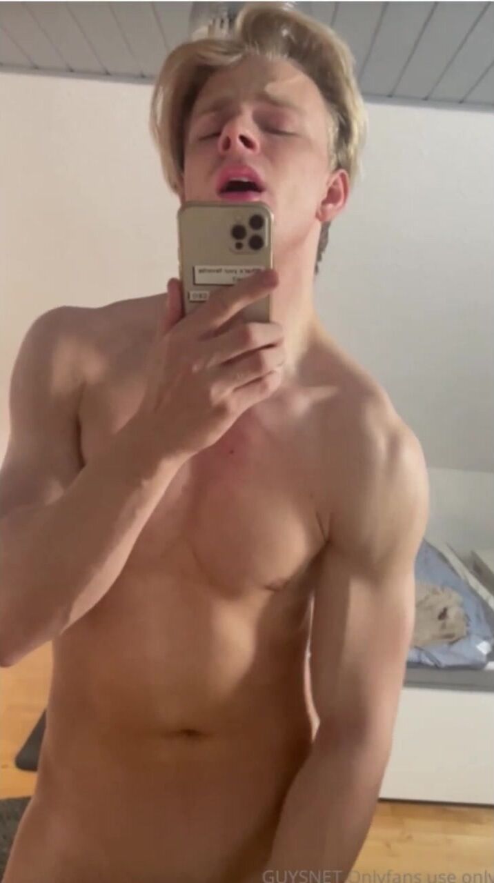 Rubio lindo toran rhode se corre otra vez