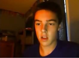 Wanking cute boy cums hard 2