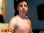 Ado se branle dans sa chambre 8