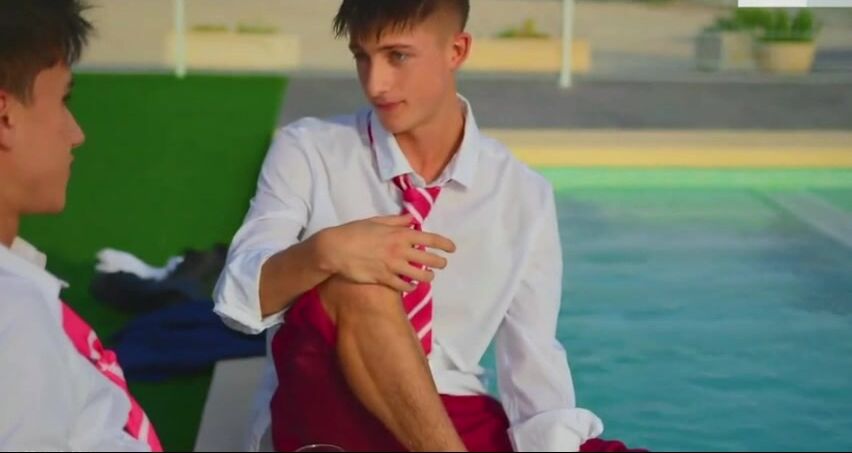 Outdoor arschfick mit süßen jungs - gay-tube-action